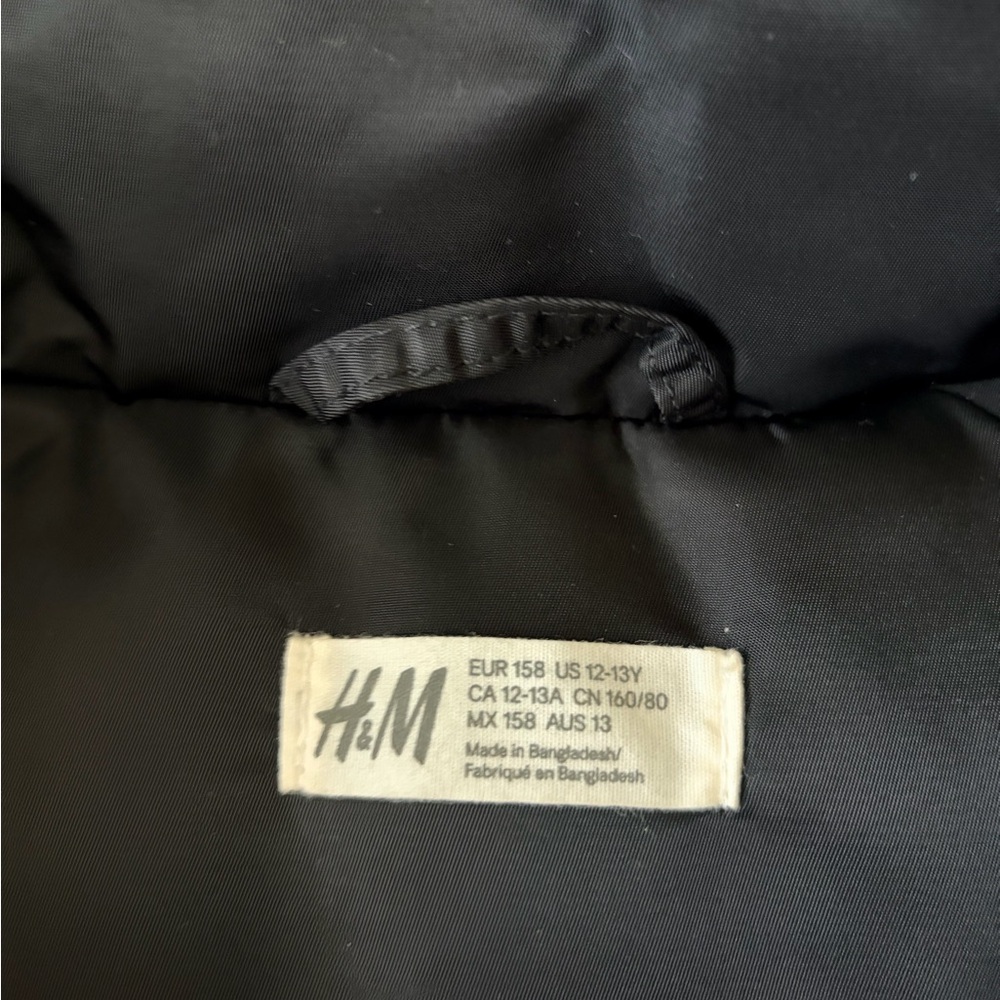 H&M Black Puffer Jacket - Picture 3 of 3